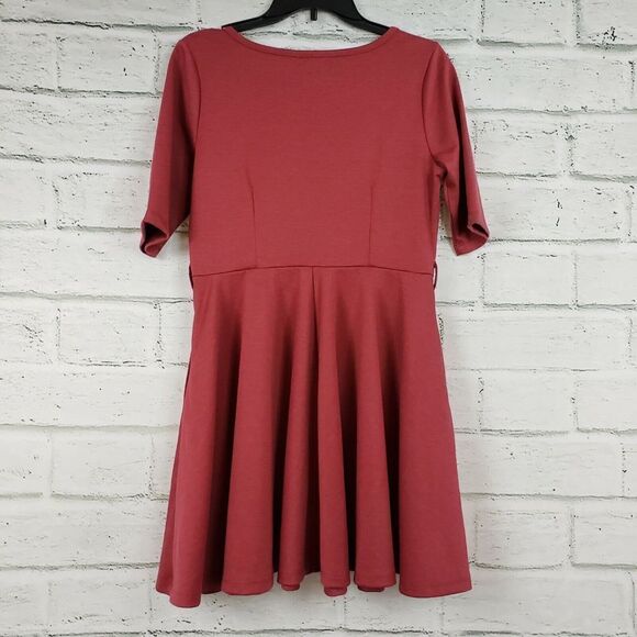 Altar'd state Red Dress 1/2 Sleeve Womens Size Large Polyester Skater - Picture 1 of 11